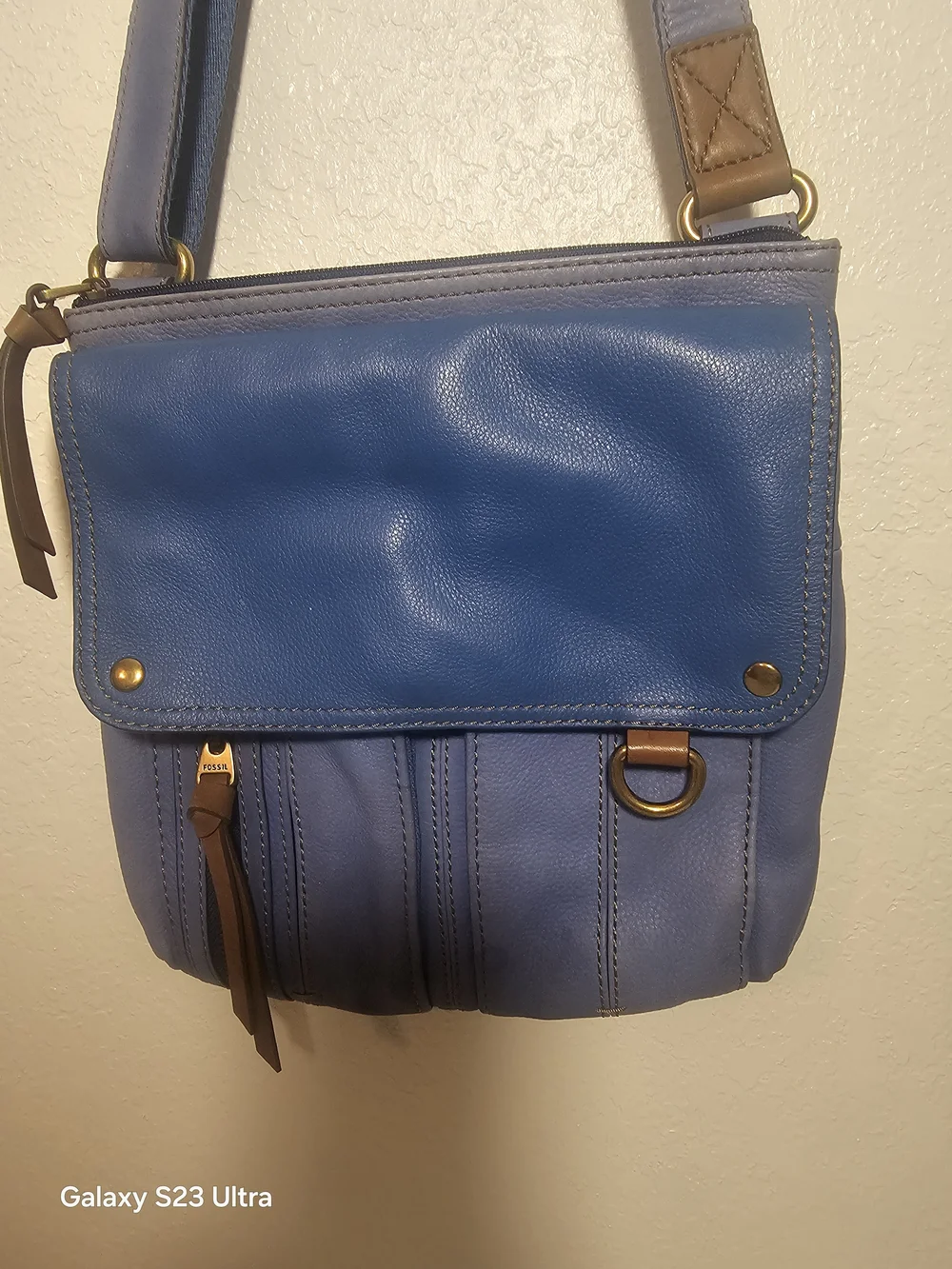 Fossil Blue Shoulder Bag Adjustable Strap Zipper D Ring Contrast Stitching - Picture 2 of 9